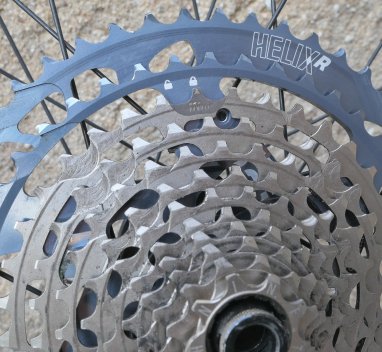 E*thirteen Helix R - a patron a legnagyobb hatótávolsággal a piacon