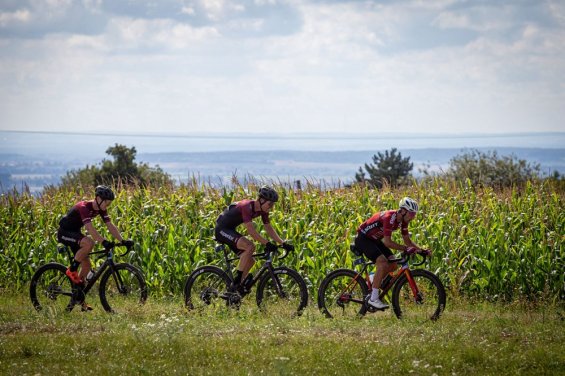 Superior Team byl na MČR gravel úspěšný - Adel bronzový, Neradil čtvrtý