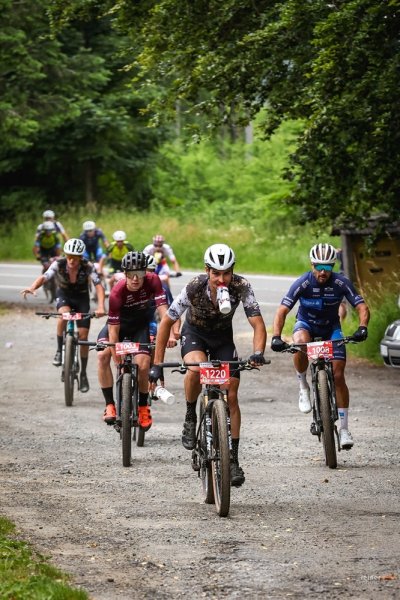 Desáté vítězství uniklo Jobánkovi, přesto na Drásalu bere Superior Team druhé místo a bronz