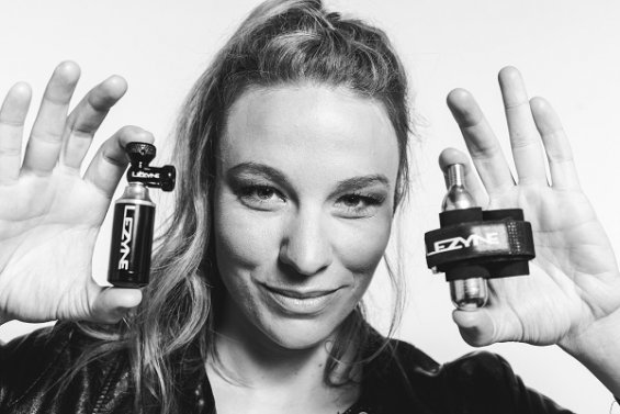 Lezyne Tubeless CO2 Blaster - kompakt eszköz a hibák eltávolításához
