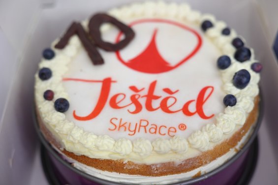 Ještěd SkyRace vstoupil do 10. ročník letošním prvním závodem