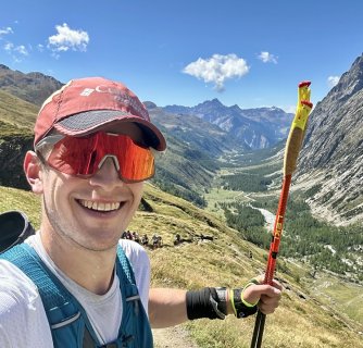 Ondřej Pavlů atakoval první 100 na UTMB/CCC 2025