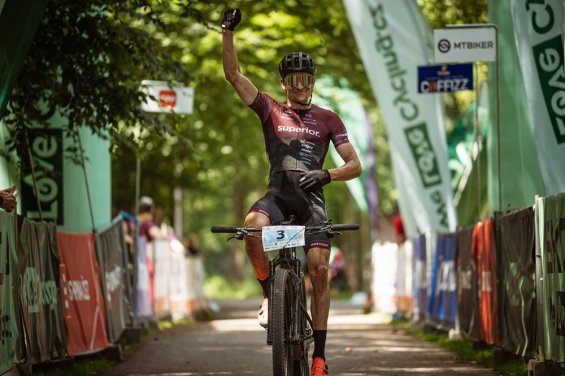 Jezdci Superior Teamu si z MTB Trilogy odvážejí druhé a páté místo
