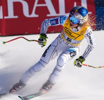 Ledecká vybojovala v Saalbachu bronz ve sjezdu!