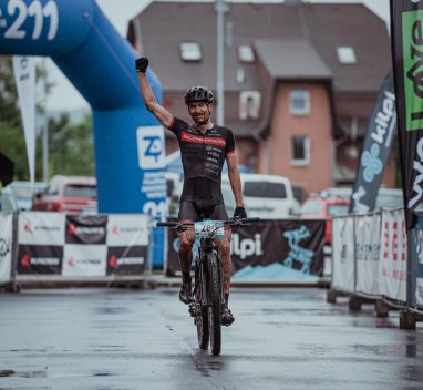 Filip Adel consolidated his lead in the Czech Cup with victory in Karlovy Vary