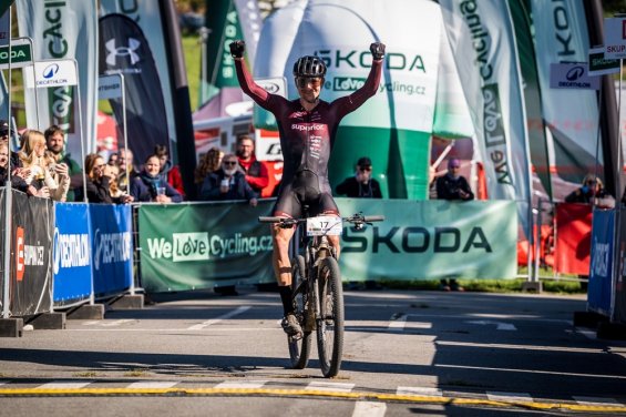 Adel a Neradil uzavřeli MTB sezónu vítězným vystoupením v Mikulově