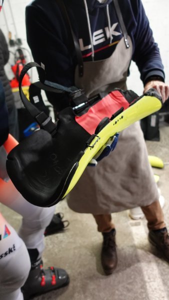 LEKI AND SIDAS COOPERATE FOR THE PERFECT SHIN GUARD