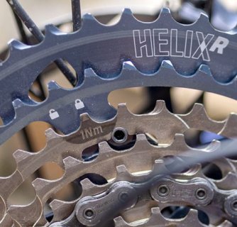 Kazeta E*thirteen Helix Race 12 se představila v testu