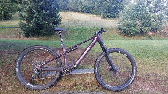 Test Superior iXF 9.8 – Přirozené prolínání světů