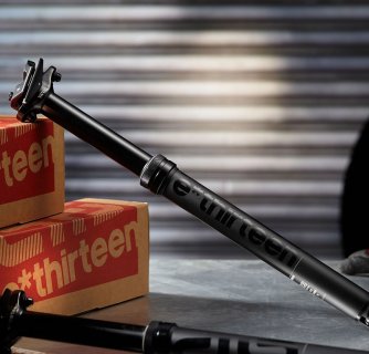 E13 Vario Infinite - teleszkópos nyeregcső addiktív vezérléssel