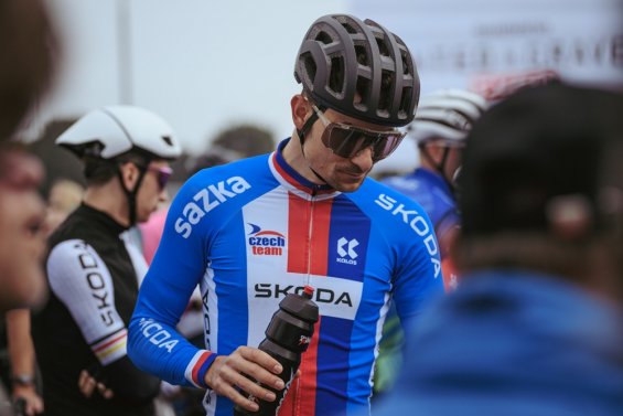 Superior Team uzavřel sezonu na gravelovém MS: Adel 51., Neradil 174.