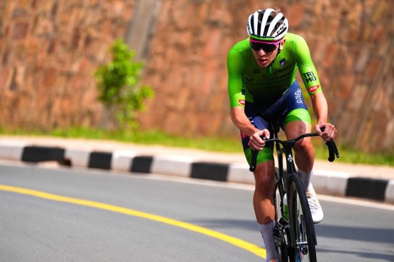 Tadej to dokázal - vyražte s ním