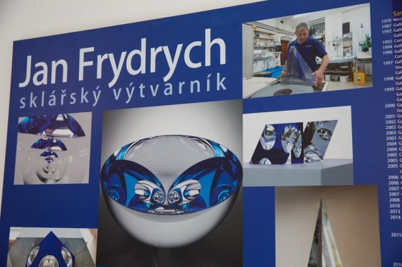 Jen tak se dívat - sklářské výtvory s koly Superior