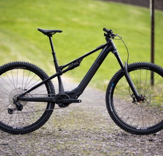 Lehký e-bike Superior iXF 9.7 v testu
