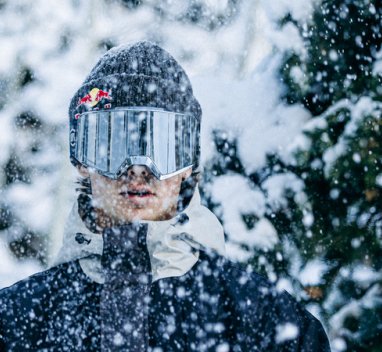 Itt jön a síszemüveg 100%