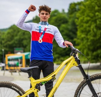 Adam Maxa je novým mistrem České republiky ve sjezdu