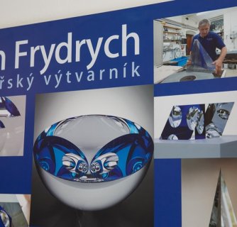 Jen tak se dívat - sklářské výtvory s koly Superior