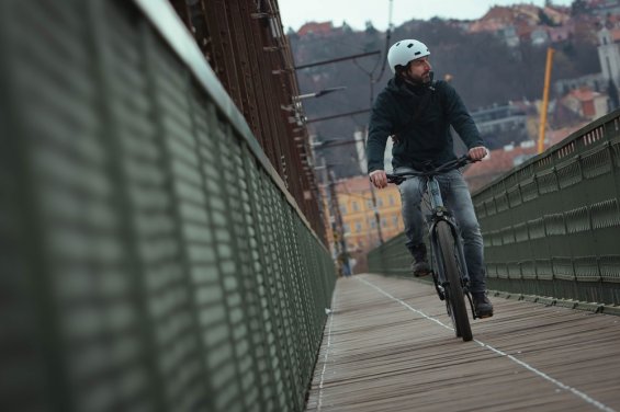 Novinka Rock Machine - eSUV Crossride e450 FS