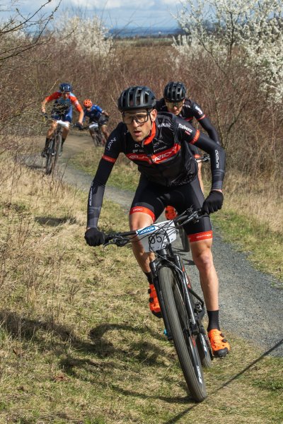 Vítězný double v úvodním MTB závodu sezóny