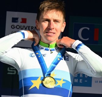 Od duhového dresu k evropskému zlatu