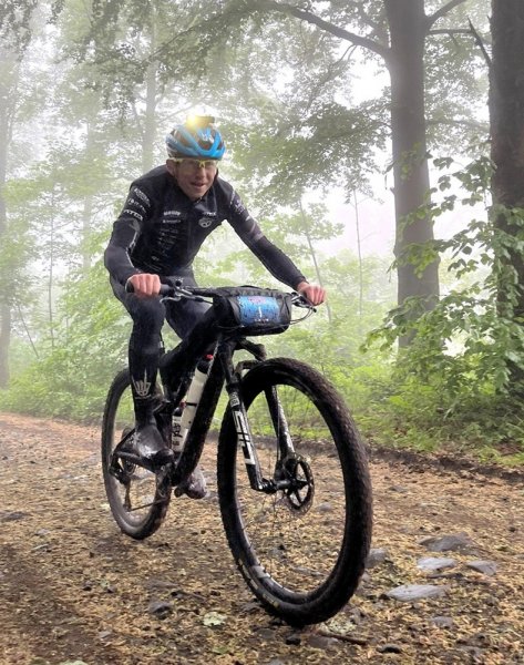Novinka roku 2024 - kolo Superior XF 9.9 Team - buduje v bikepackingu